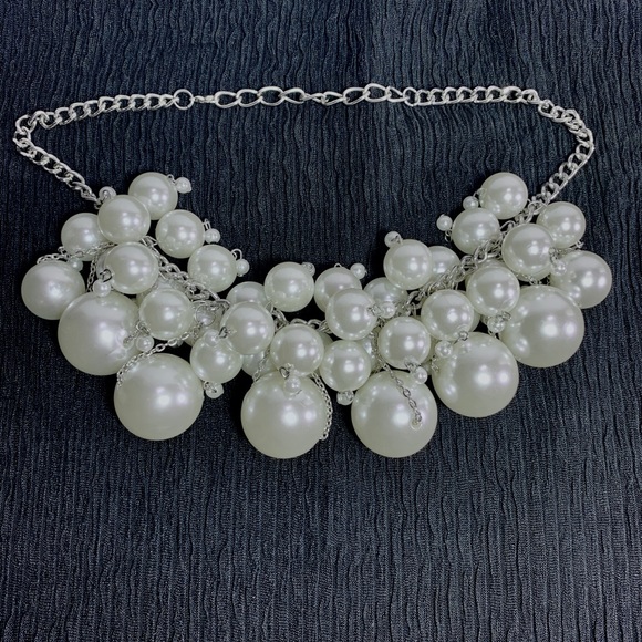 Huge Clusters of Pearls - Picture 2 of 2